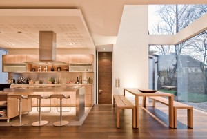 Küche und Luftraum über Essplatz